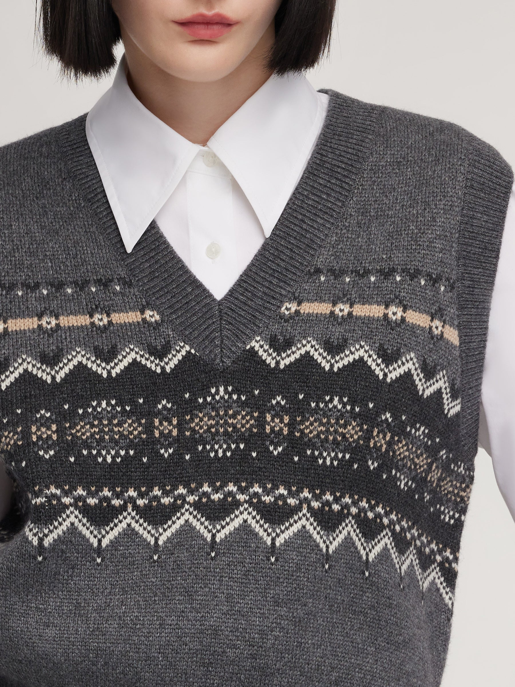 Wool Blend Jacquard V-Neck Women Knit Vest