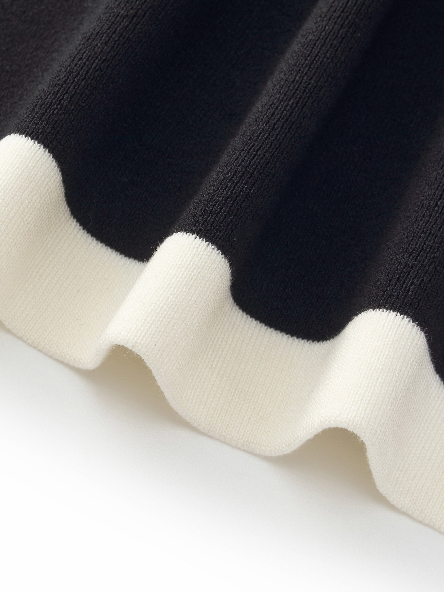 Tencel Blend Contrast Trim Women Knit Vest